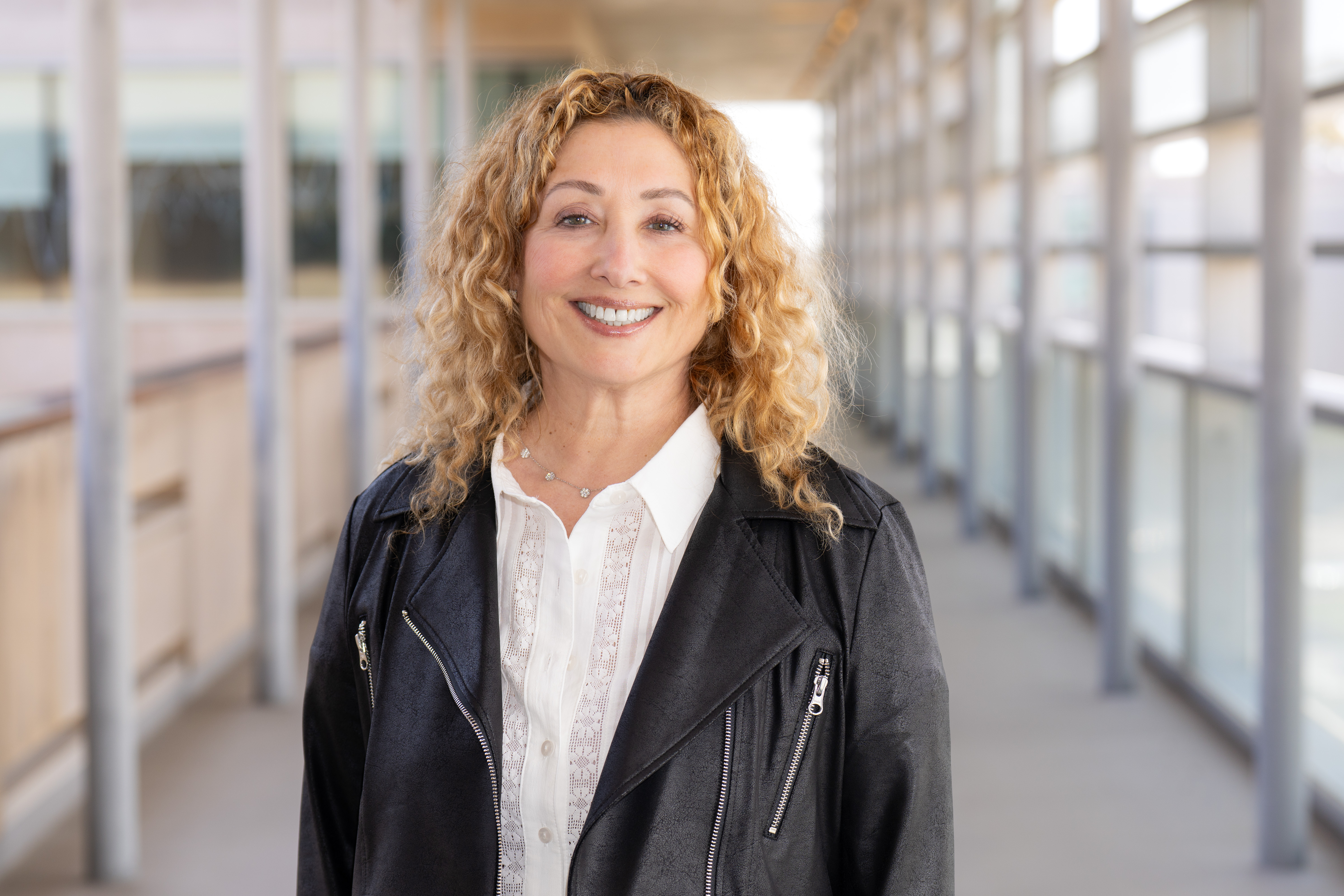 headshot of evonne kaplan-liss